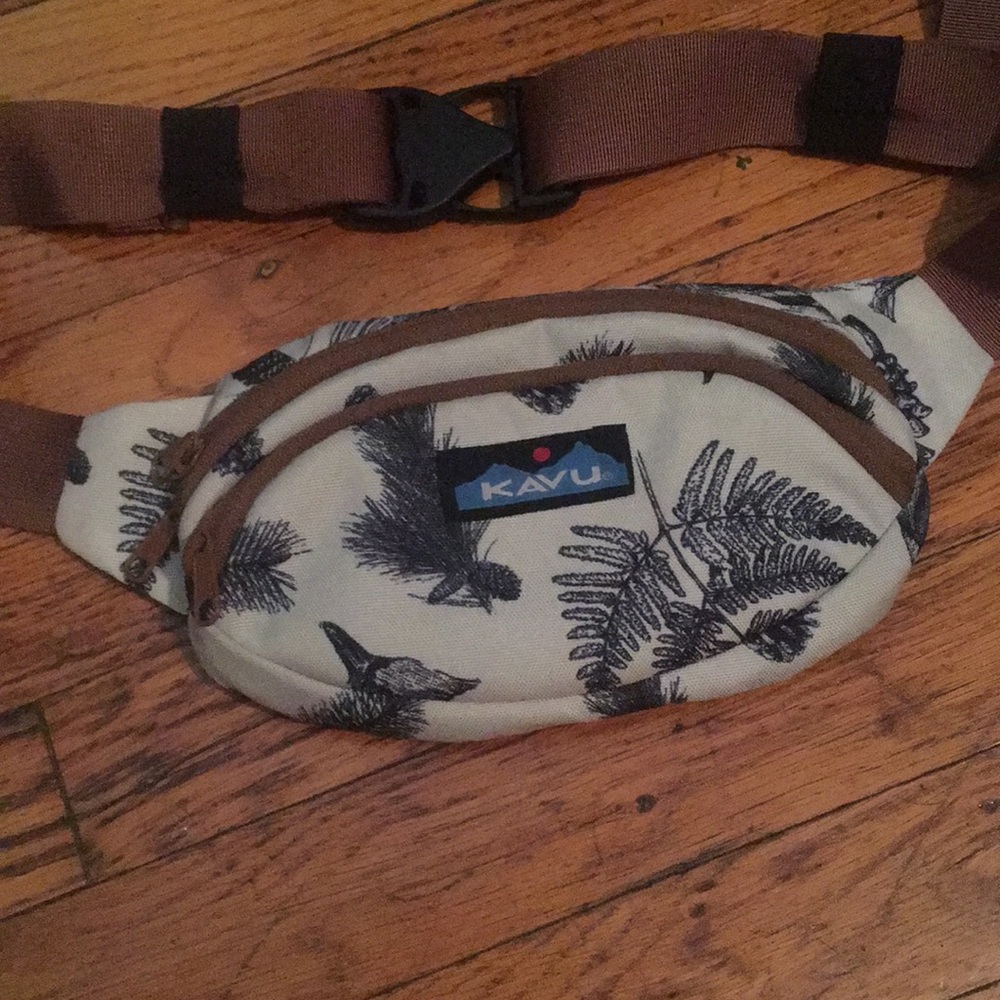 Kavu Feather Print Hip Bag